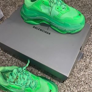 Balenciaga triple S